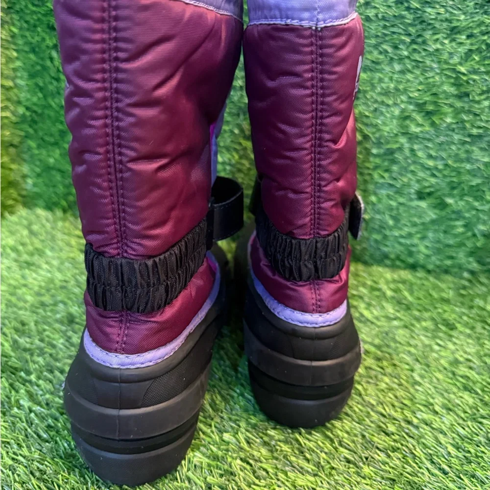 Sorel youth girls Black and Purple waterproof Snow Boots. Size 2y - Picture 4 of 9